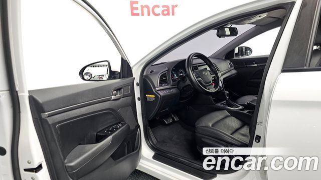 Hyundai Avante (AD) 1.6 GDI Value Plus 2018 — фото 10