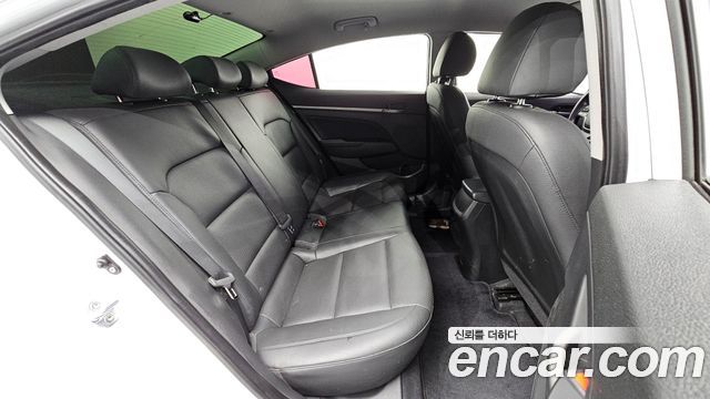 Hyundai Avante (AD) 1.6 GDI Value Plus 2018 — фото 11