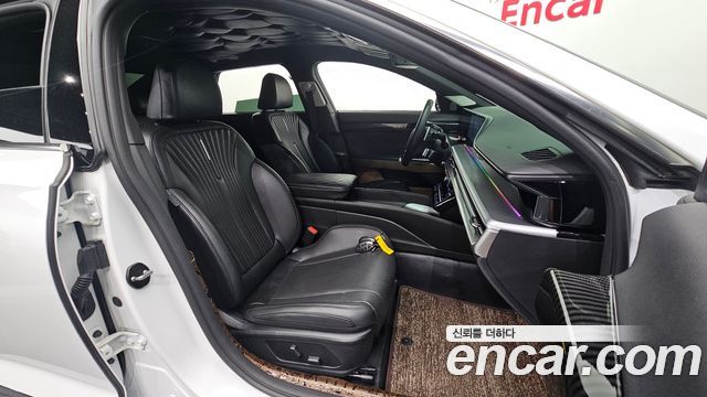 Hyundai Grandeur (GN7) 3.5 LPG 2WD (Taxi) Deluxe 2024 — фото 26
