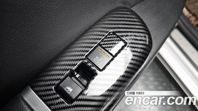 Hyundai Grandeur (GN7) 3.5 LPG 2WD (Taxi) Deluxe 2024 — фото 32