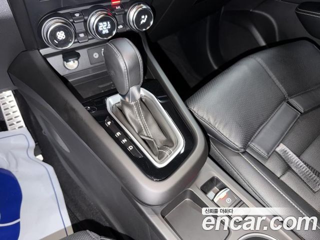 Renault Korea Arkana 1.3 TCe Iconic 2025 — фото 17