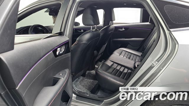 Kia K3 5Door GT Plus 2020 — фото 11