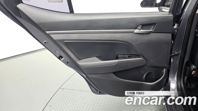 Hyundai Avante (AD) 1.6 GDI Smart 2017 — фото 25