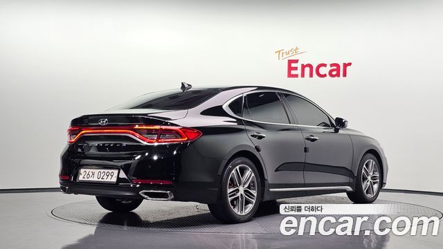 Hyundai Grandeur (IG) 2.4 Premium Special 2017 — фото 2