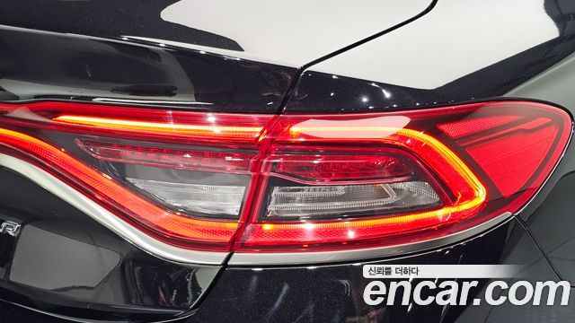 Hyundai Grandeur (IG) 2.4 Premium Special 2017 — фото 23