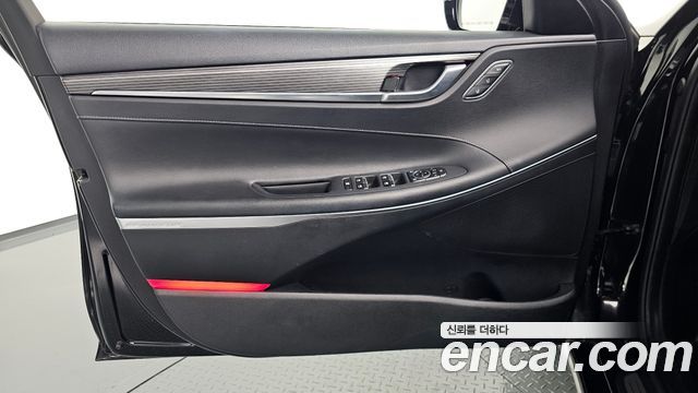 Hyundai Grandeur (IG) 2.4 Premium Special 2017 — фото 24