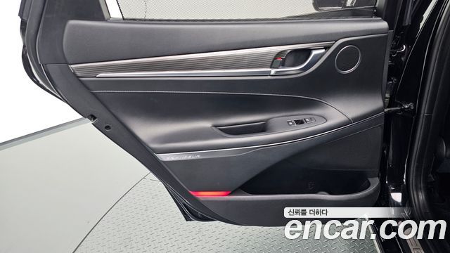 Hyundai Grandeur (IG) 2.4 Premium Special 2017 — фото 25