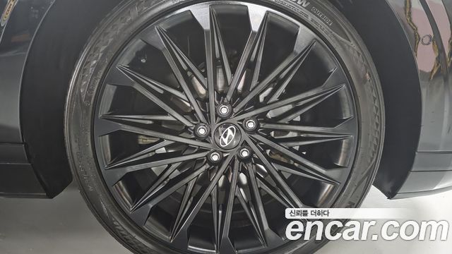 Hyundai Grandeur Hybrid (GN7) Calligraphy 2023 — фото 24