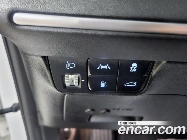 Hyundai Grandeur (IG) 3.0 LPi Rent Car Modern 2022 — фото 18