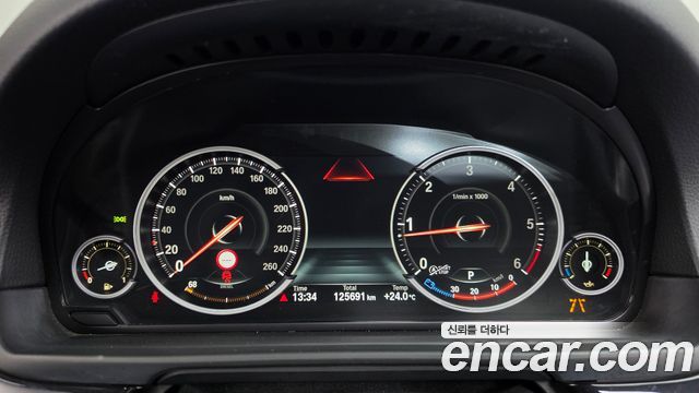 BMW 5 Series (F10) 520d M Aero Dynamic 2016 — фото 8