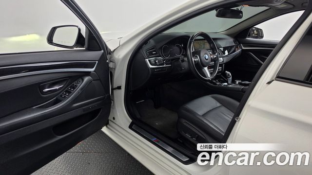 BMW 5 Series (F10) 520d M Aero Dynamic 2016 — фото 10