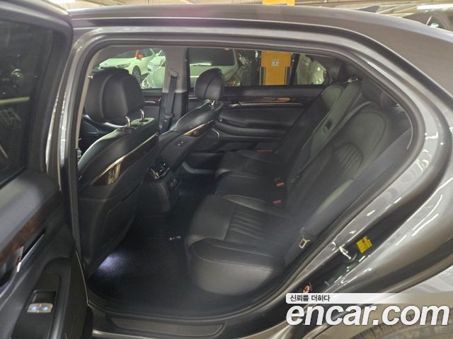 Genesis EQ900 3.8 GDI AWD Premium Luxury 2016 — фото 6