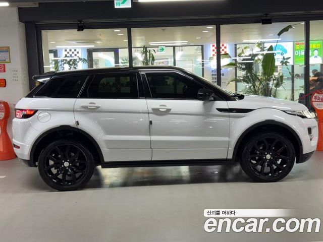 Land Rover Range Rover Evoque 2.2 SD4 Dynamic 2015 — фото 3
