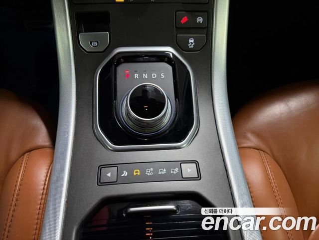 Land Rover Range Rover Evoque 2.2 SD4 Dynamic 2015 — фото 16