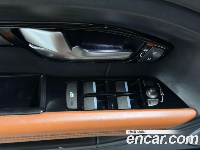 Land Rover Range Rover Evoque 2.2 SD4 Dynamic 2015 — фото 18