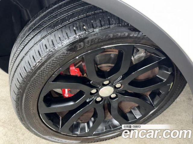 Land Rover Range Rover Evoque 2.2 SD4 Dynamic 2015 — фото 24