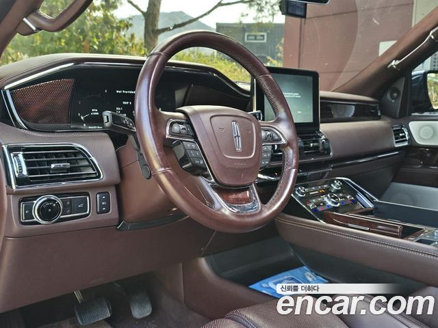Lincoln Navigator (IV) 3.5L (8-Seater) 2019 — фото 8