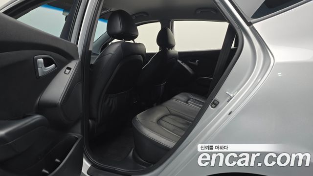 Hyundai Tucson ix Diesel(e-VGT) 2WD Smart special 2014 — фото 11