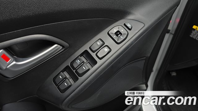 Hyundai Tucson ix Diesel(e-VGT) 2WD Smart special 2014 — фото 15