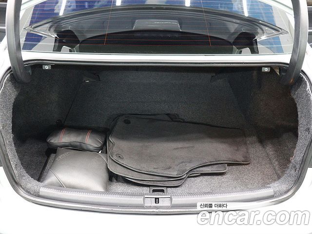 Volkswagen Passat 1.8 TSI B7 2015 — фото 24
