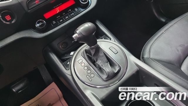 Kia Sportage R Diesel 4WD TLX High-Deluxe 2013 — фото 9