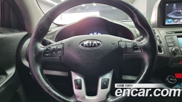 Kia Sportage R Diesel 4WD TLX High-Deluxe 2013 — фото 16