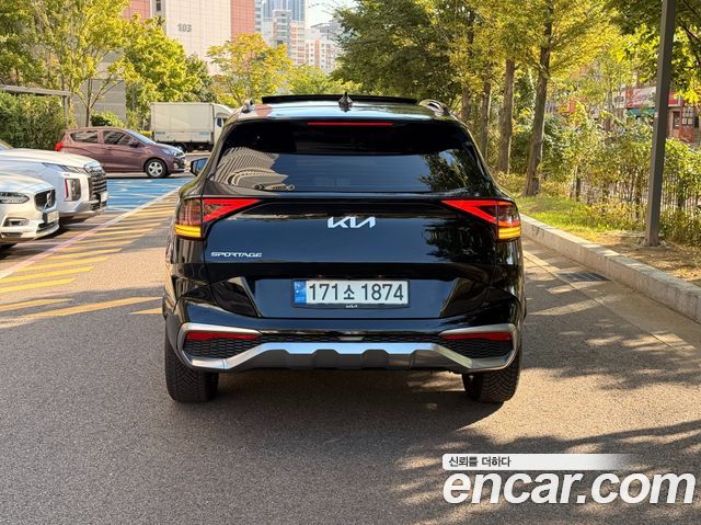 Kia Sportage (V) Signature 2WD 2022 — фото 4