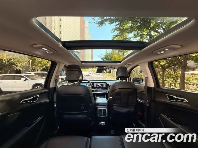 Kia Sportage (V) Signature 2WD 2022 — фото 9