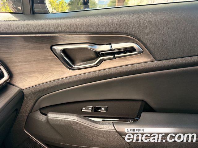 Kia Sportage (V) Signature 2WD 2022 — фото 18