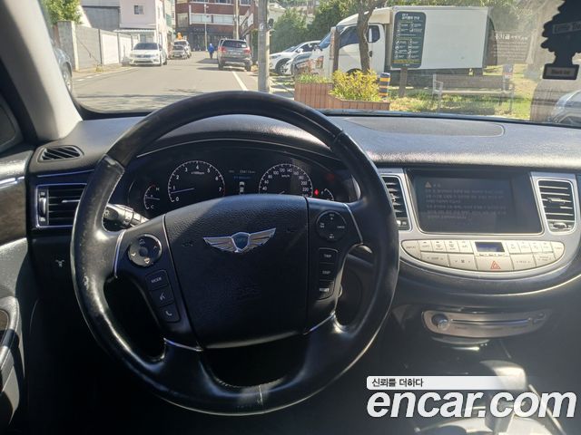 Hyundai Genesis BH 330 Luxury Standard 2012 — фото 15