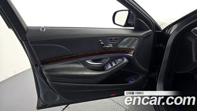 Mercedes-Benz S-Class (W222) S560L 4MATIC 2018 — фото 24