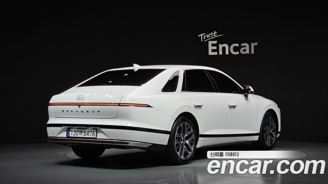Hyundai Grandeur Hybrid (GN7) Exclusive 2023 — фото 2