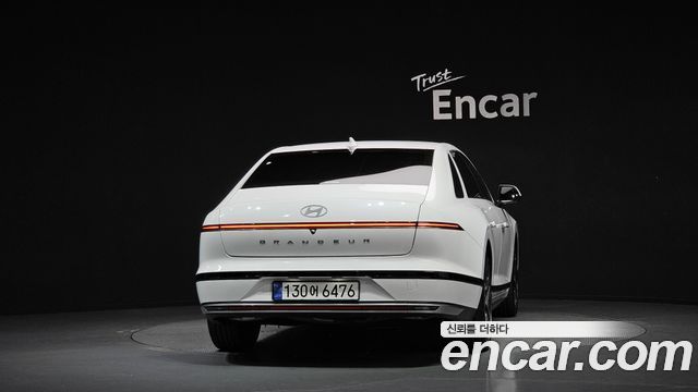 Hyundai Grandeur Hybrid (GN7) Exclusive 2023 — фото 4