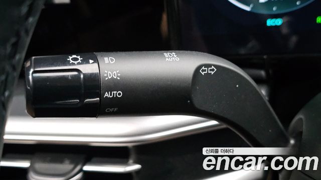 Hyundai Grandeur Hybrid (GN7) Exclusive 2023 — фото 32
