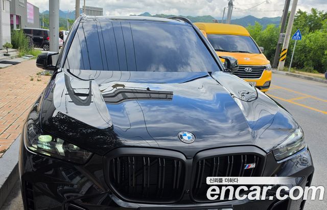 BMW X5 (G05) M60i