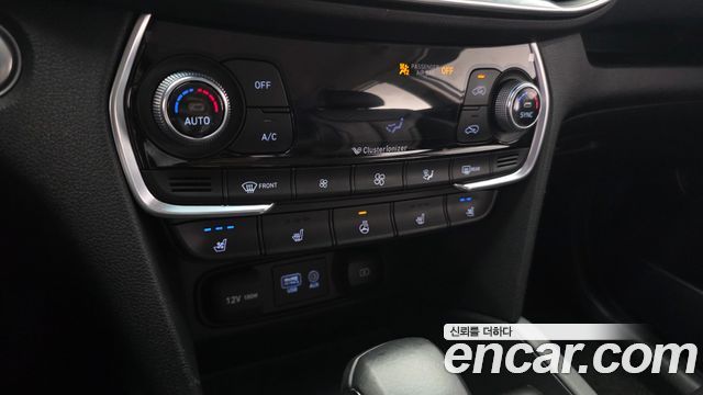 Hyundai Santa Fe (TM) Diesel 2.0 2WD Premium 2019 — фото 16
