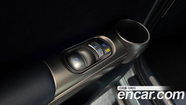 Genesis GV60 Performance AWD 2022 — фото 27