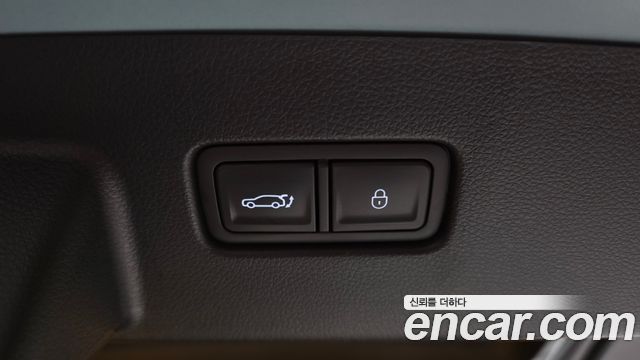 Genesis GV60 Performance AWD 2022 — фото 32