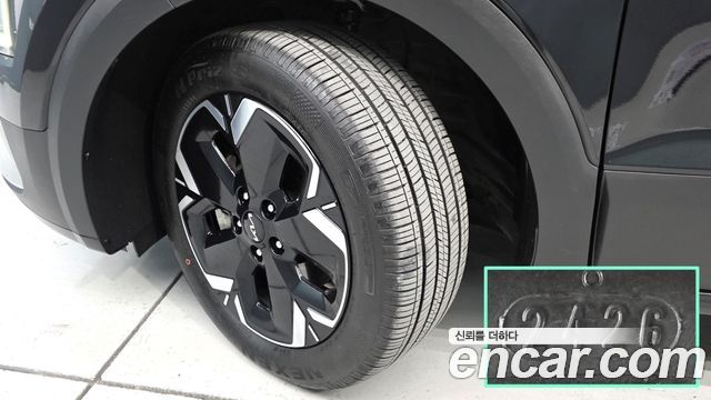 Kia Niro EV Air 2023 — фото 5