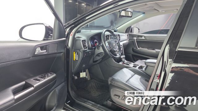 Kia Sportage (IV) Gasoline 2.0 2WD Noblesse 2018 — фото 10