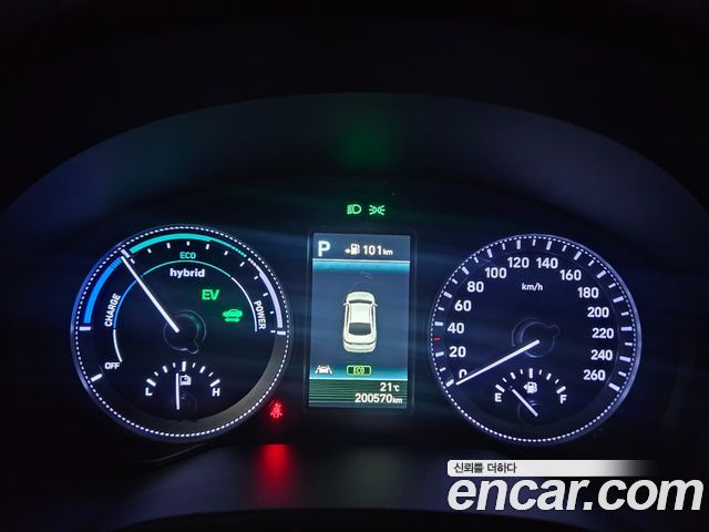 Hyundai Grandeur Hybrid (IG) Exclusive Special 2019 — фото 7