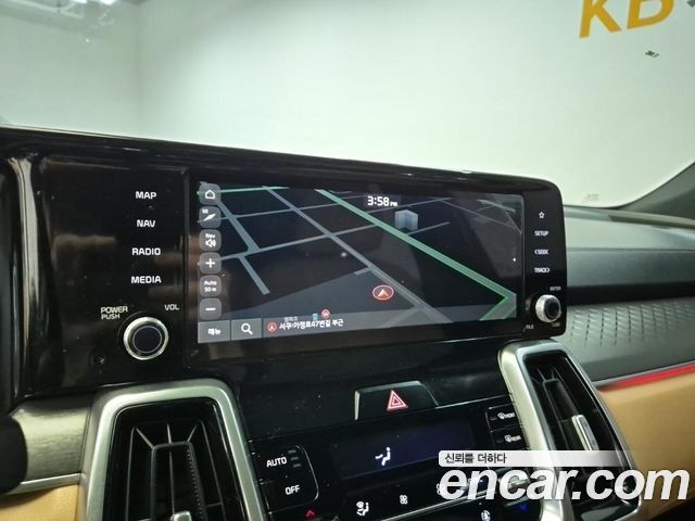 Kia Sorento (IV) HEV 1.6 2WD Signature 2021 — фото 17