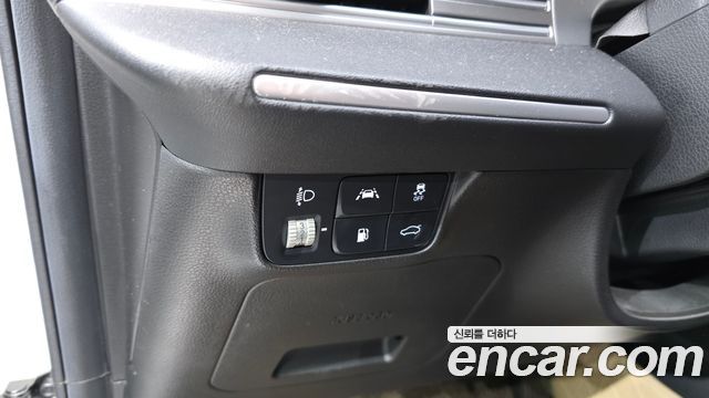 Hyundai Grandeur (IG) 3.0 LPi (Taxi) example 2020 — фото 18