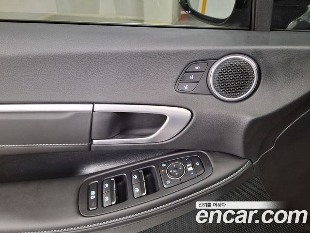 Hyundai Sonata The Edge (DN8) 2.0 Exclusive 2024 — фото 20