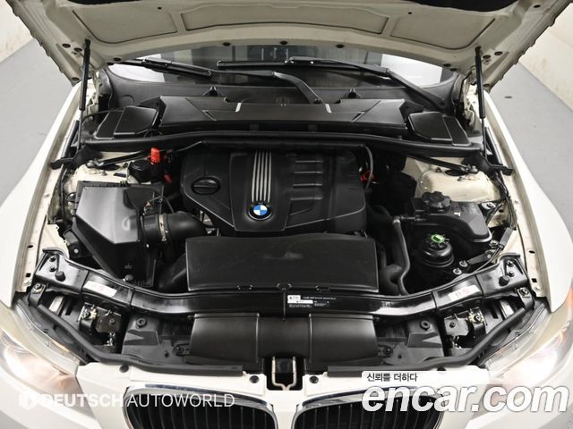 BMW 3 Series (E90) 320d Sedan Navi Package 2011 — фото 6