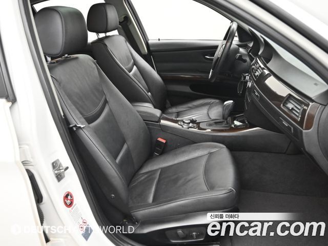 BMW 3 Series (E90) 320d Sedan Navi Package 2011 — фото 10