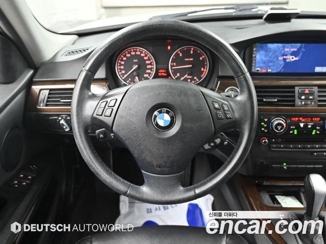 BMW 3 Series (E90) 320d Sedan Navi Package 2011 — фото 17