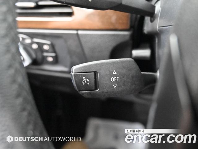 BMW 3 Series (E90) 320d Sedan Navi Package 2011 — фото 20