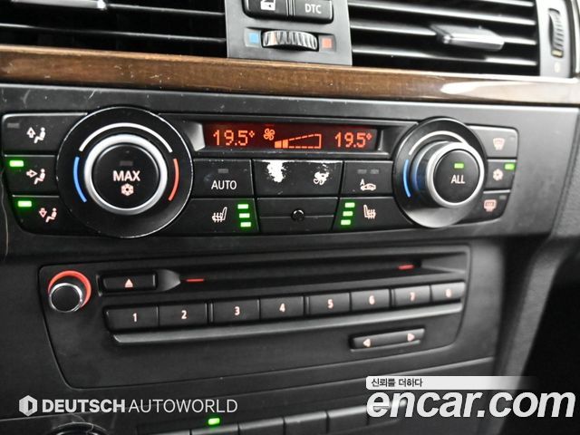 BMW 3 Series (E90) 320d Sedan Navi Package 2011 — фото 21