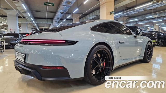 Porsche 911 (992) Carrera 4 GTS 2025 — фото 2
